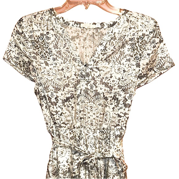 Tulle by Anthro Women’s Medium White & Black Floral Tie Cinch Waist Mini Dress - Picture 1 of 13